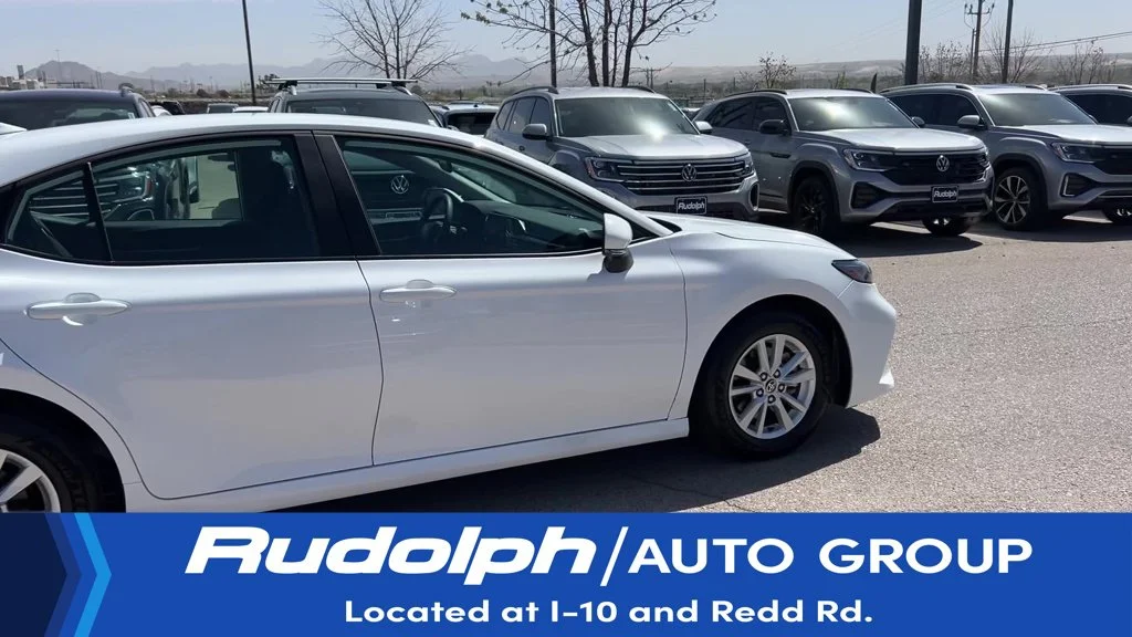 Used 2025 White Toyota LE image 5