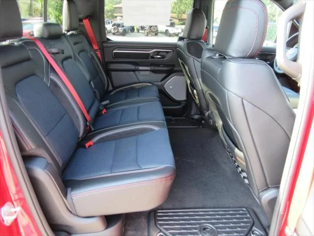 New 2026 Molten Red Pearl-Coat Exterior Paint RAM LARAMIE image 34