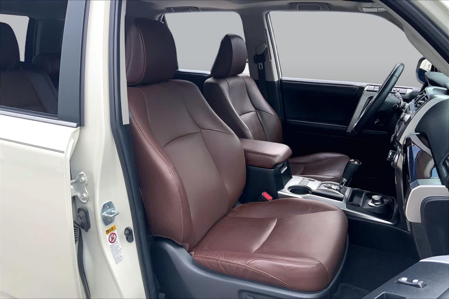 Used 2018 Blizzard Pearl Toyota Limited image 9