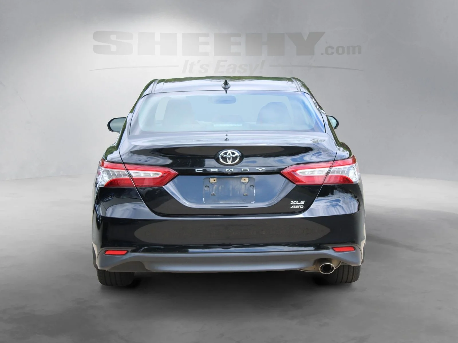 Used 2020 Black Toyota XLE image 7