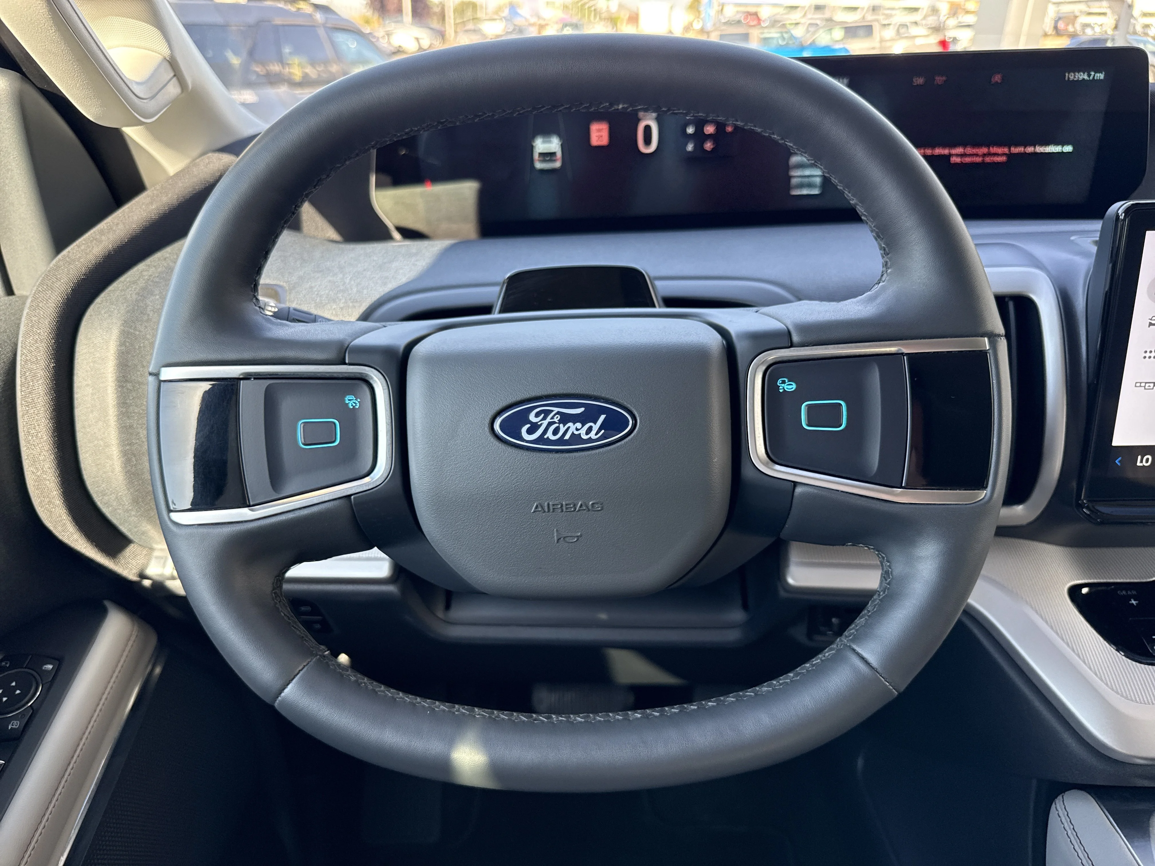 Used 2025 Oxford White Ford Active image 17