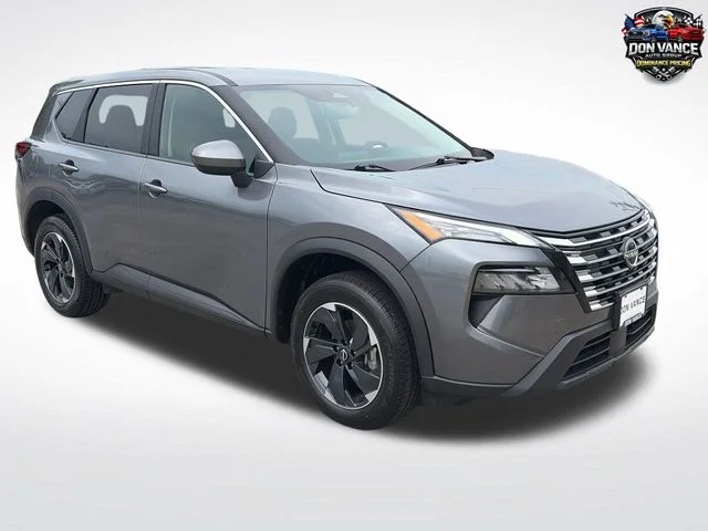 Used 2025 Gray Nissan SV image 7