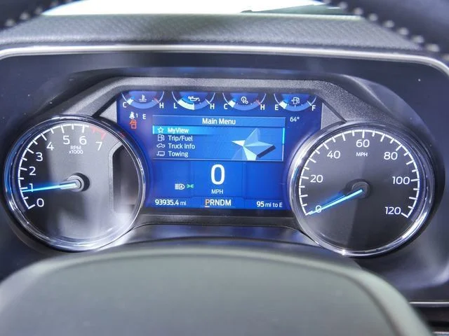 Certified Used 2022 Silver Ford XLT image 29