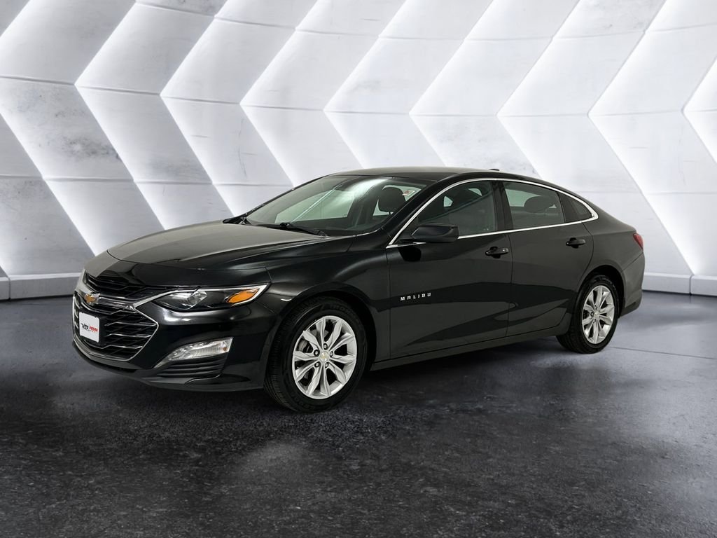 Used 2023 Black Chevrolet LT image 3