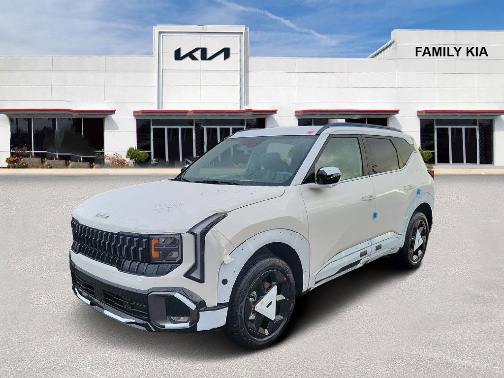 New 2027 Snow White Pearl Kia X-Line S image 3