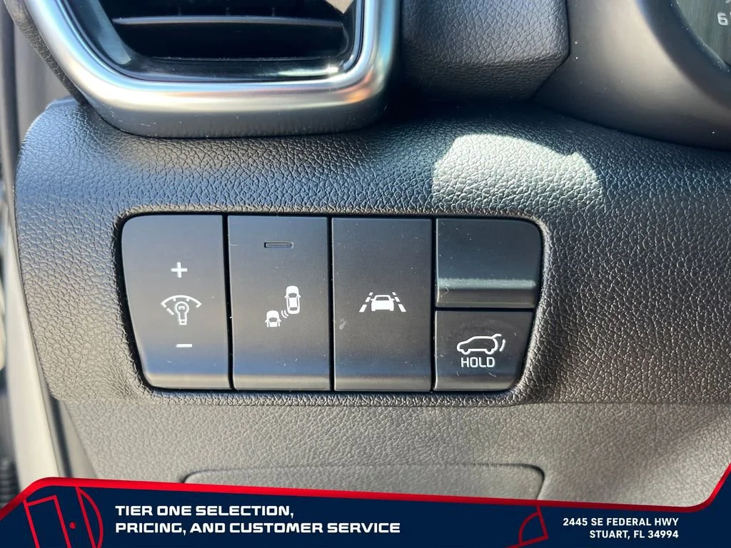 Used 2022 Gray Kia SX Turbo image 27