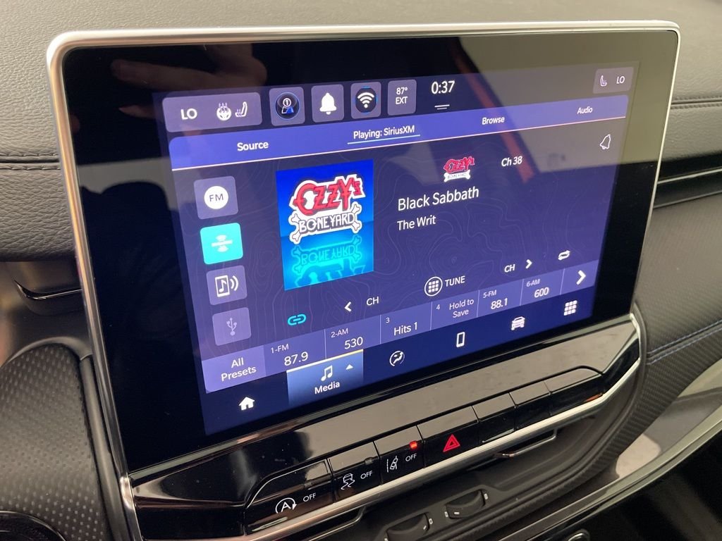 New 2026 Joose (DISC) Jeep Latitude image 26