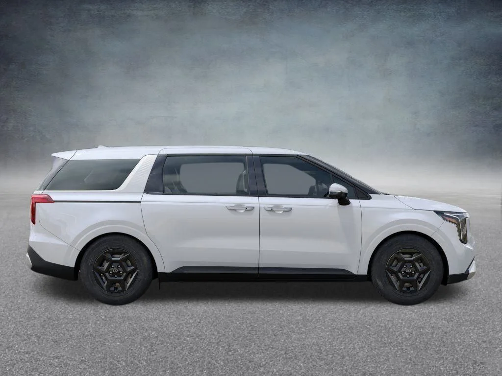 Certified Used 2026 White Kia LXS image 7