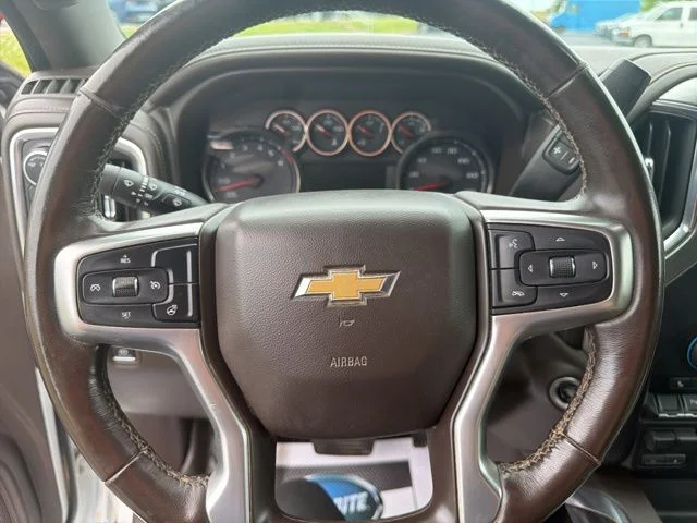 Used 2020 White Chevrolet LTZ image 10