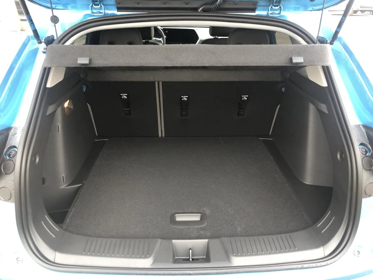 New 2026 Blue Chevrolet Fwd 4dr Activ image 8