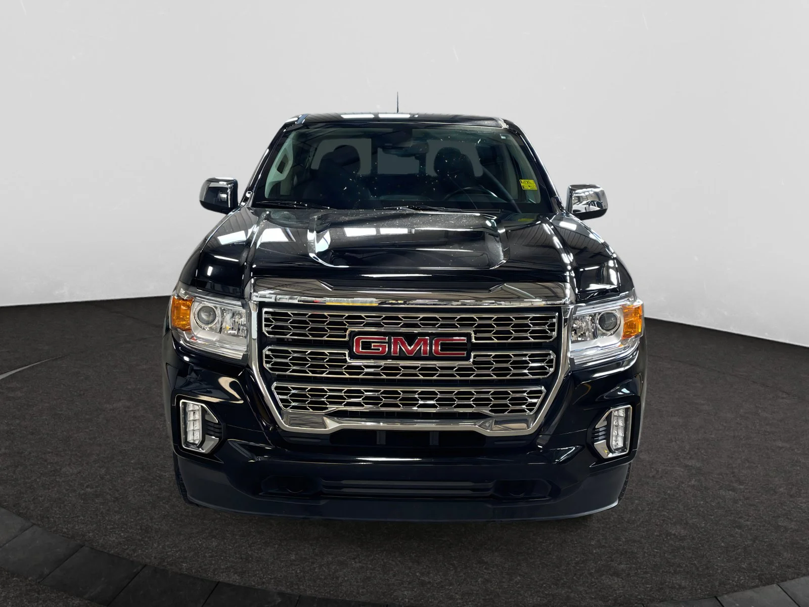 Used 2022 BLACK GMC Crew Cab 4WD DENALI image 8