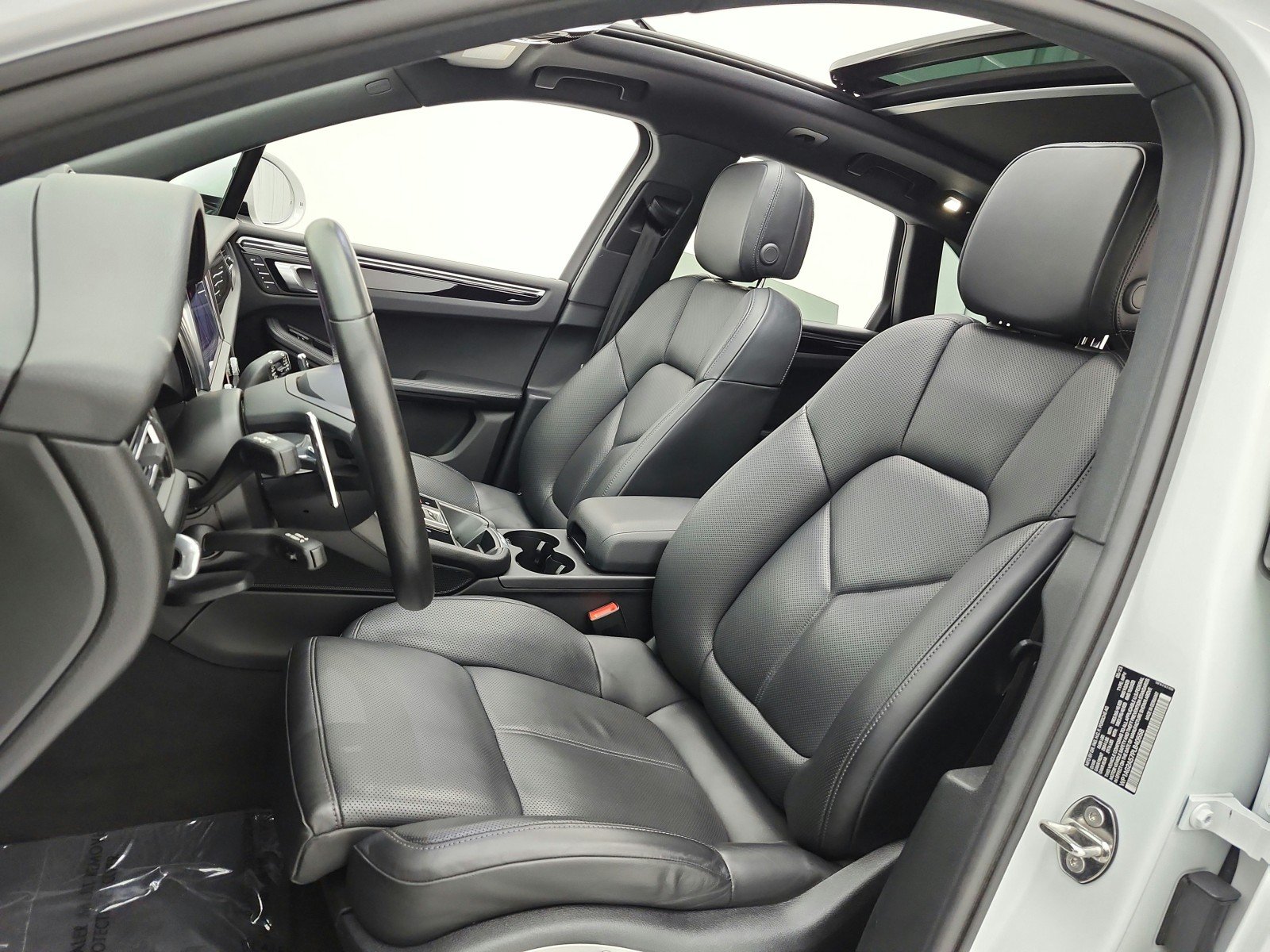 Used 2023 White Porsche S AWD image 10