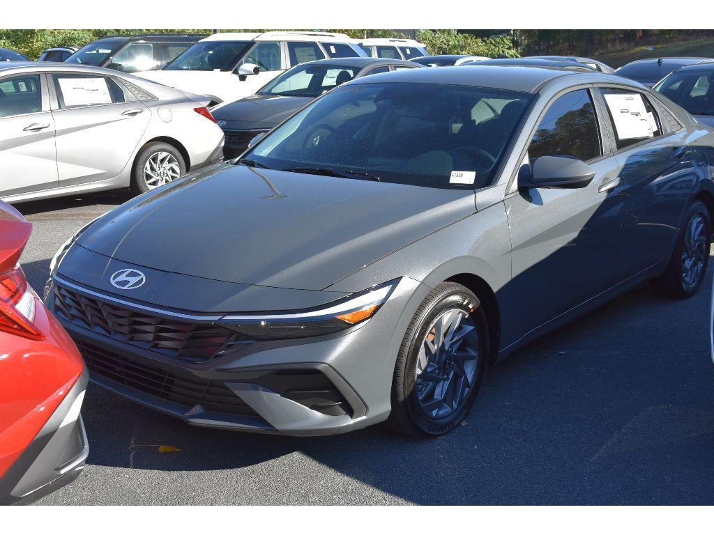 2026 Hyundai Elantra Hybrid