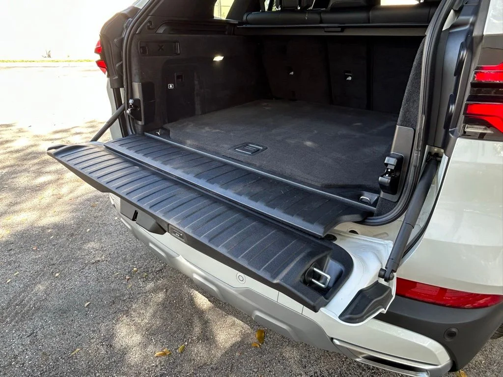 Certified Used 2026 White BMW sDrive40i image 43