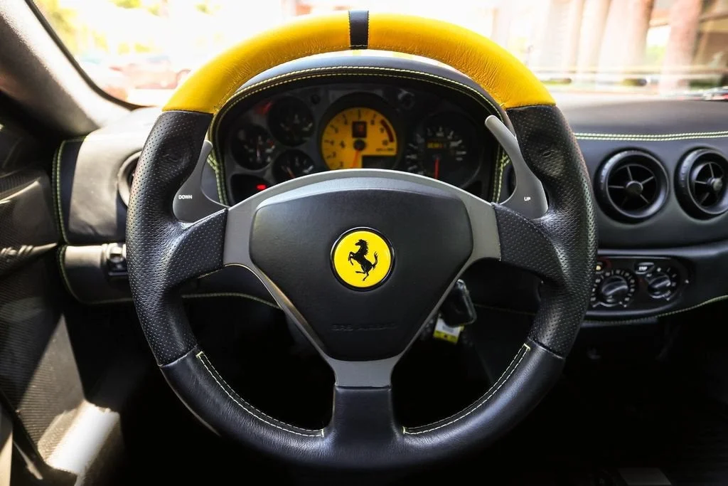 Used 2004 Rosso Scuderia Ferrari Base image 32