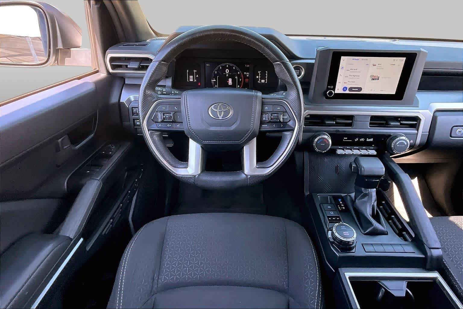 Used 2025 ICE CAP Toyota SR5 image 6