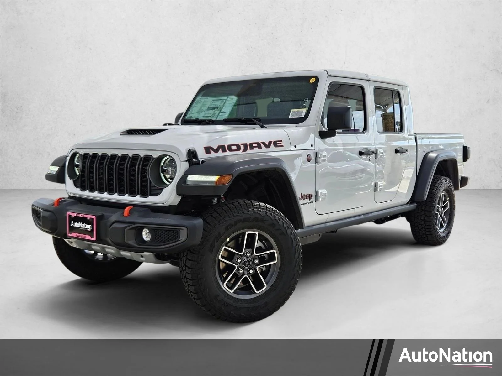 New 2026 Bright White Clear-Coat Exterior Paint Jeep Mojave image 1