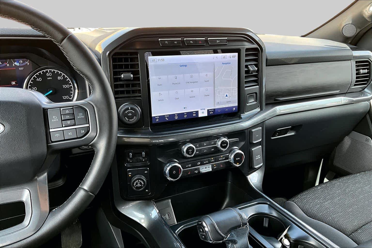 Used 2023 Agate Black Metallic Ford XLT image 9