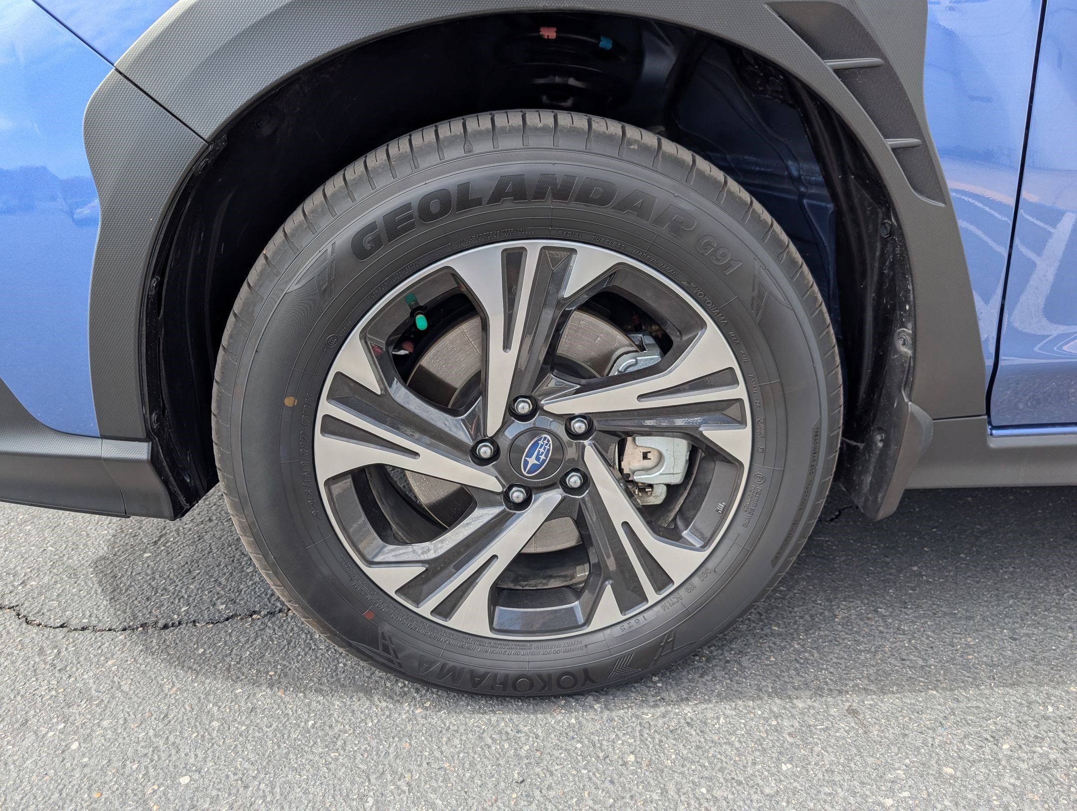 2025 Subaru Crosstrek Premium - Photo 11