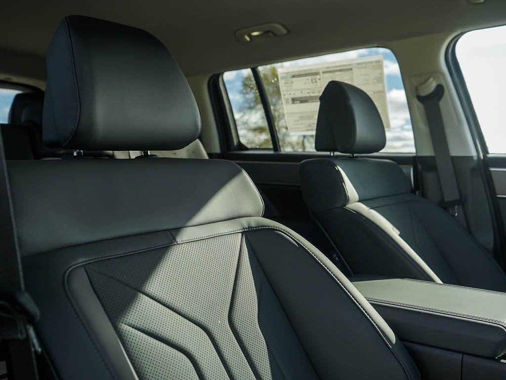 New 2026 Rockwood Green Hyundai SEL AWD image 12