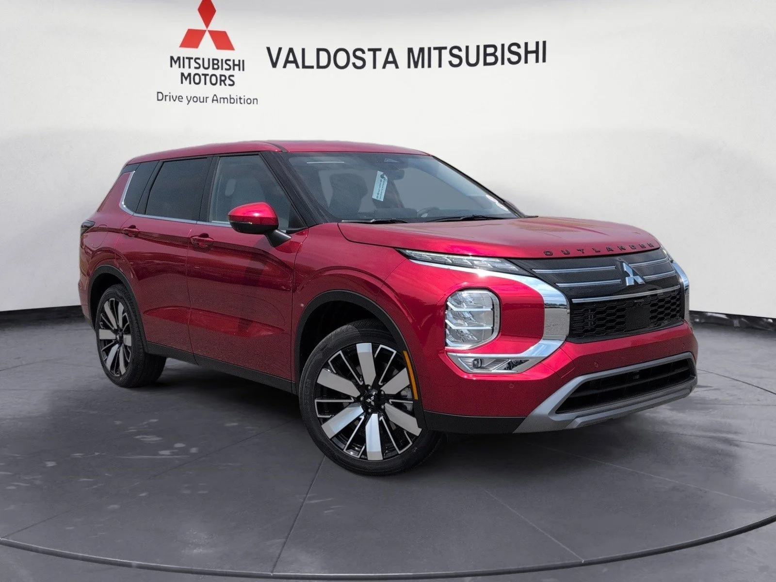 2026 Mitsubishi Outlander SE FWD's photo