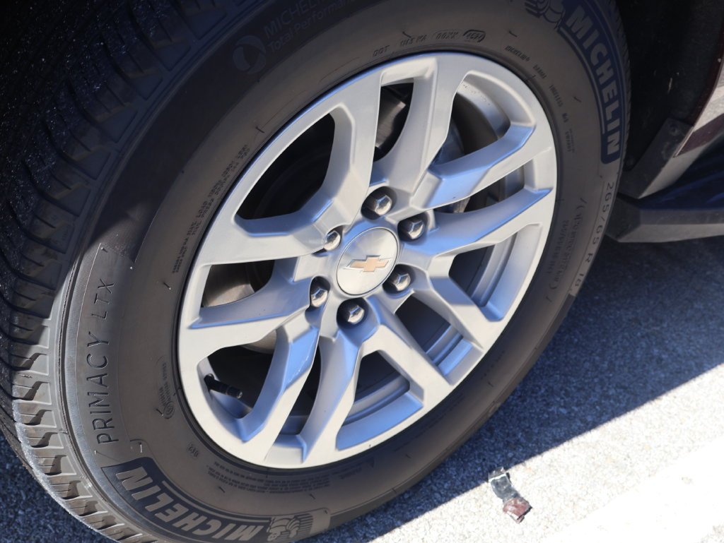 Certified Used 2022 Orange Chevrolet LT image 20