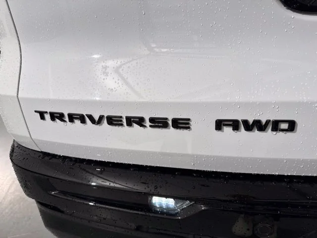 Used 2024 White Chevrolet RS image 9