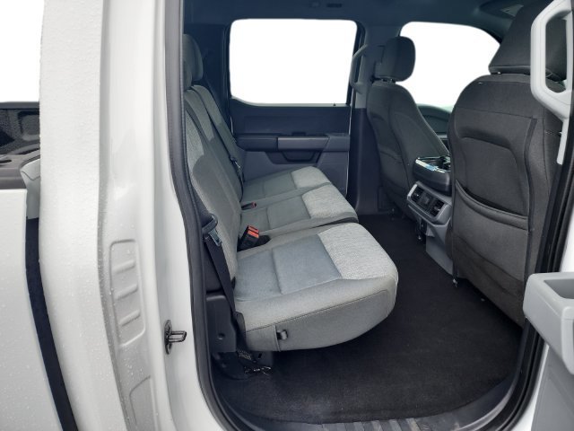 Used 2022 White Ford XL image 28