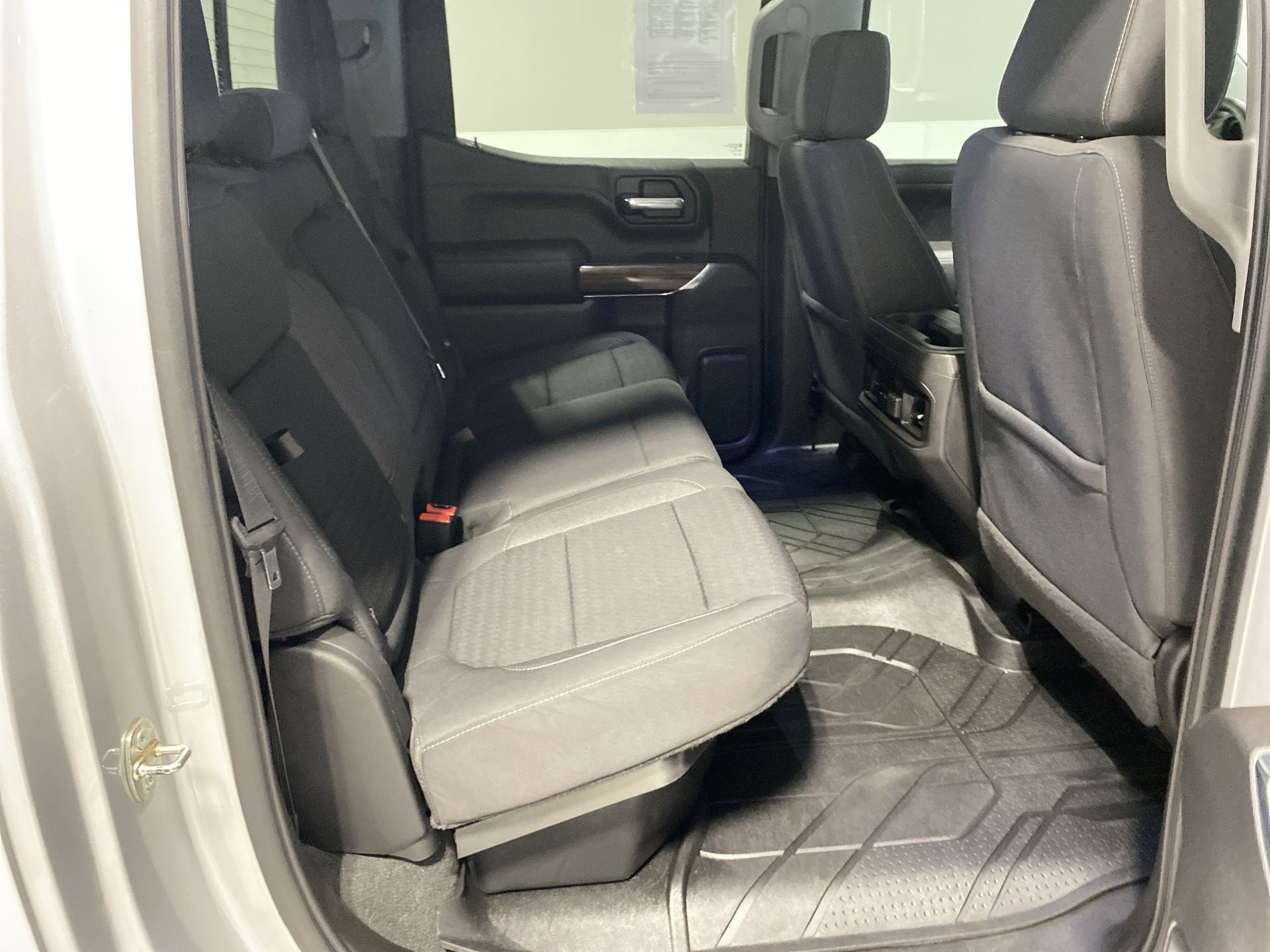 Used 2021 Silver Ice Metallic Chevrolet RST image 26