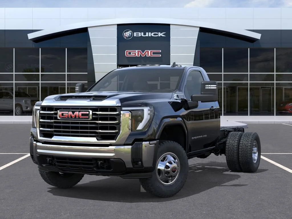New 2026 Onyx Black GMC SLE image 6