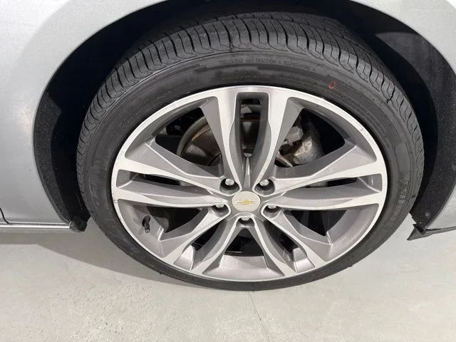 Used 2024 Gray Chevrolet LT image 15