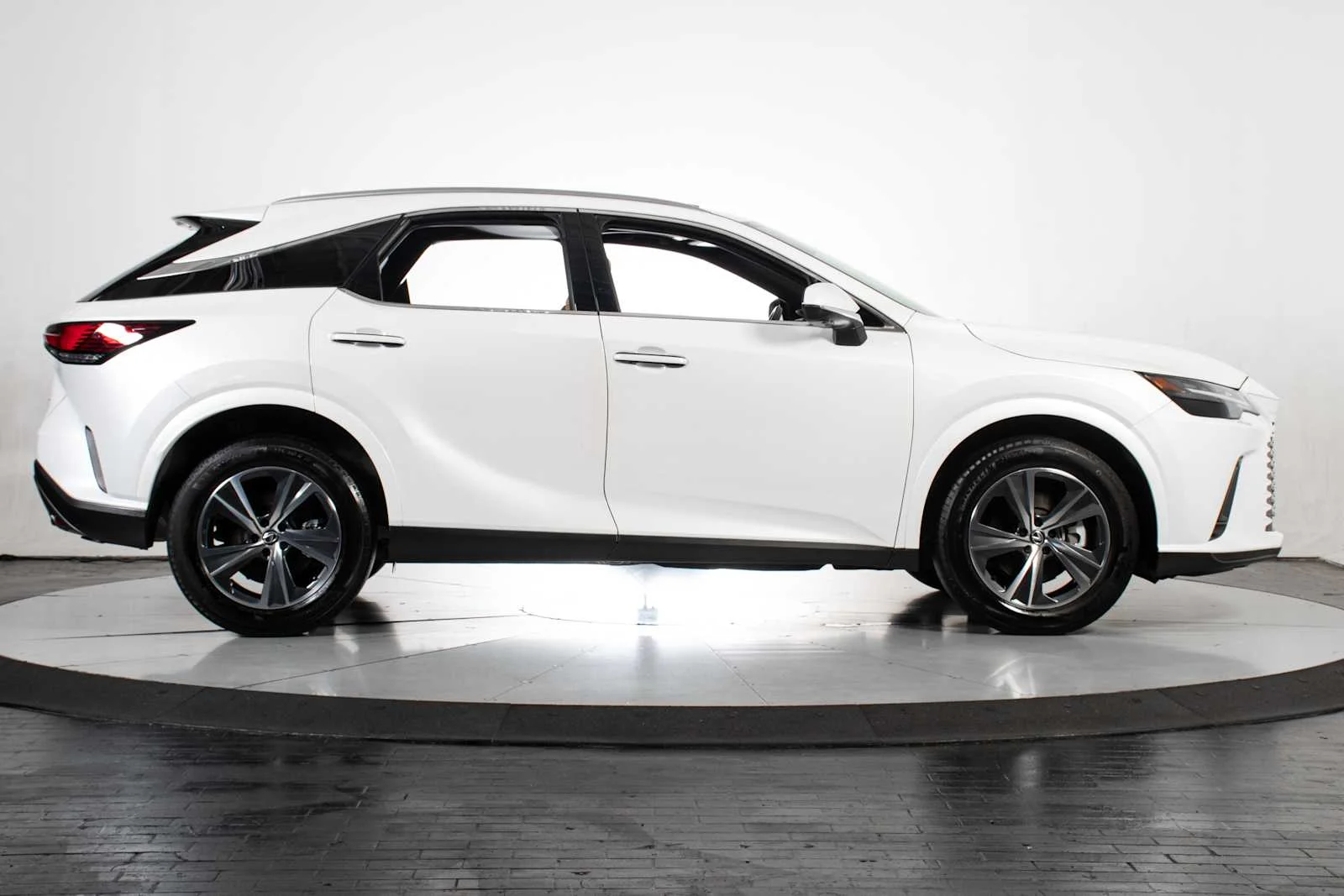 Certified Used 2025 Eminent White Pearl Lexus Premium image 8