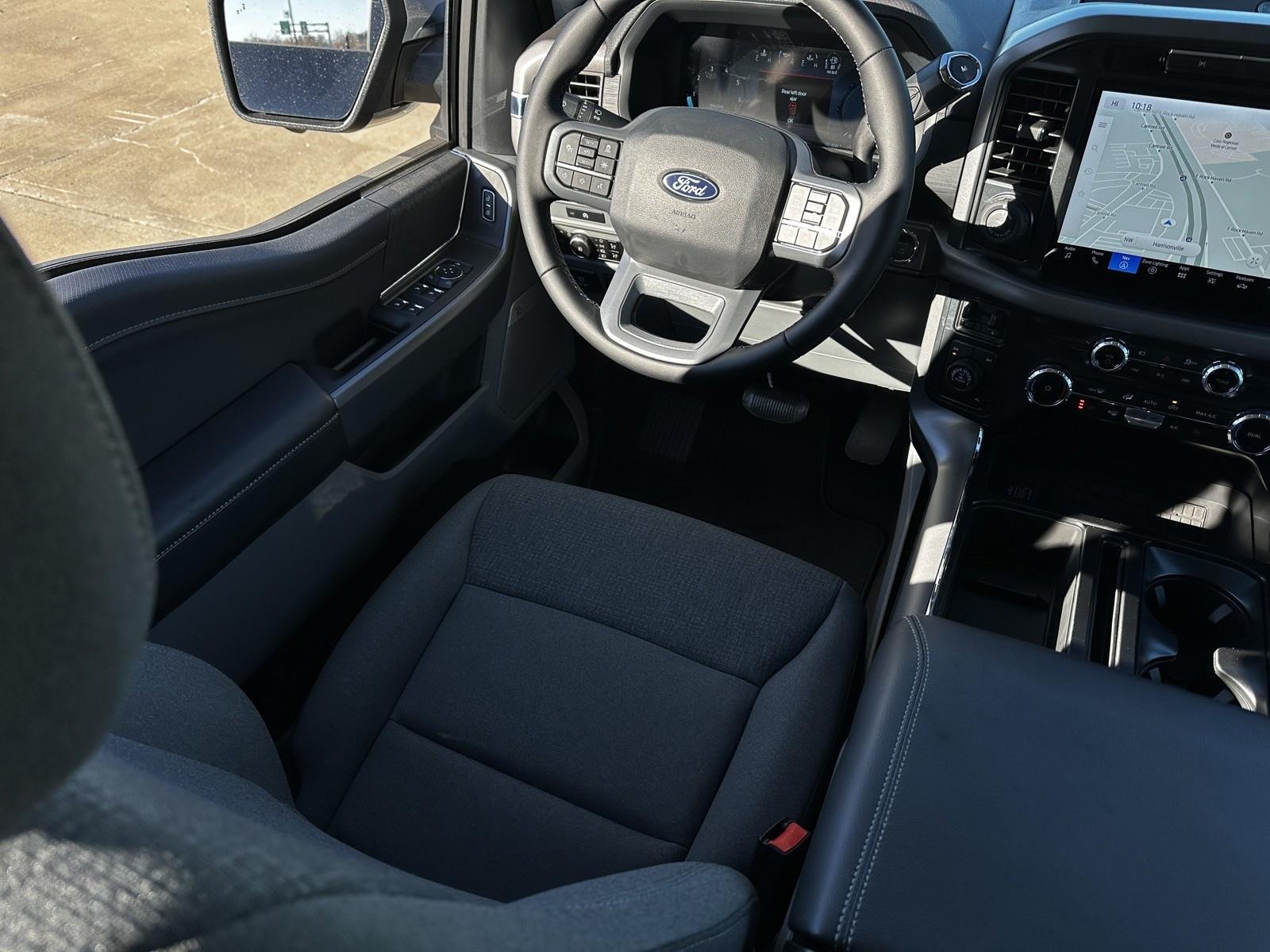 2025 Ford F-150 XLT - Photo 15