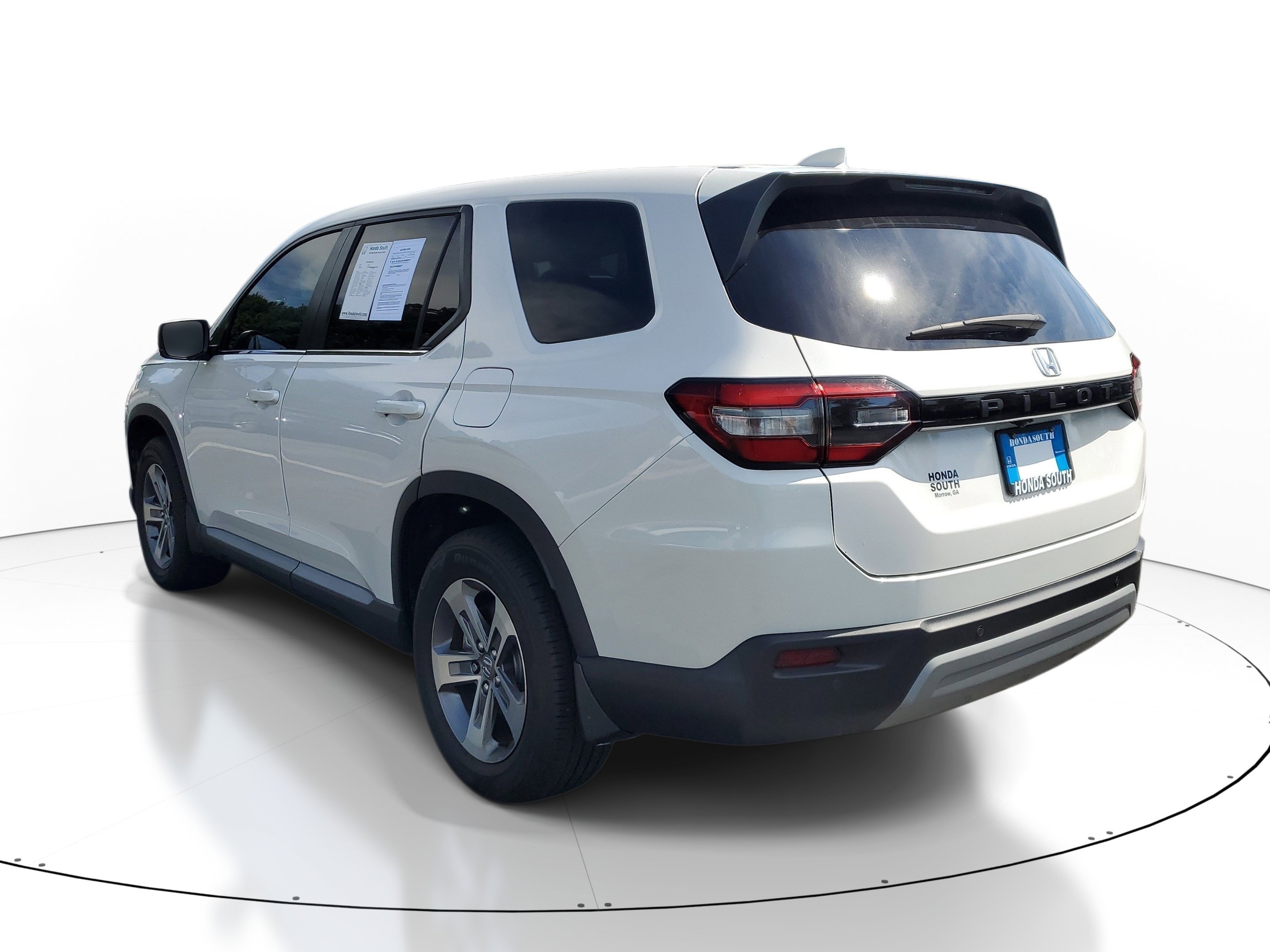 Used 2025 Platinum White Pearl Honda EX-L+ image 4