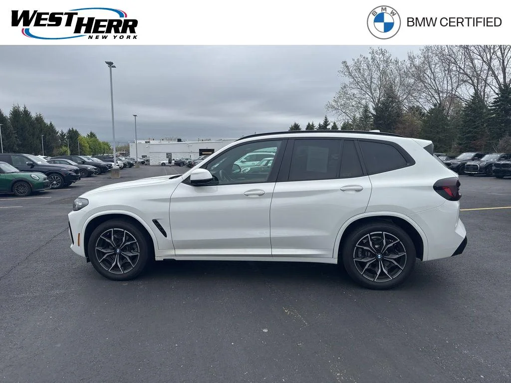 2023 BMW X3 xDrive30i's photo