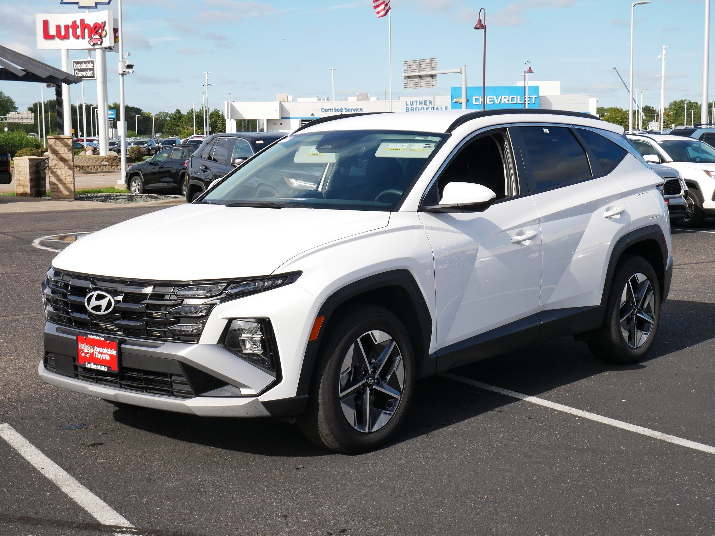 Used 2025 Serenity White Pearl Hyundai SEL image 3