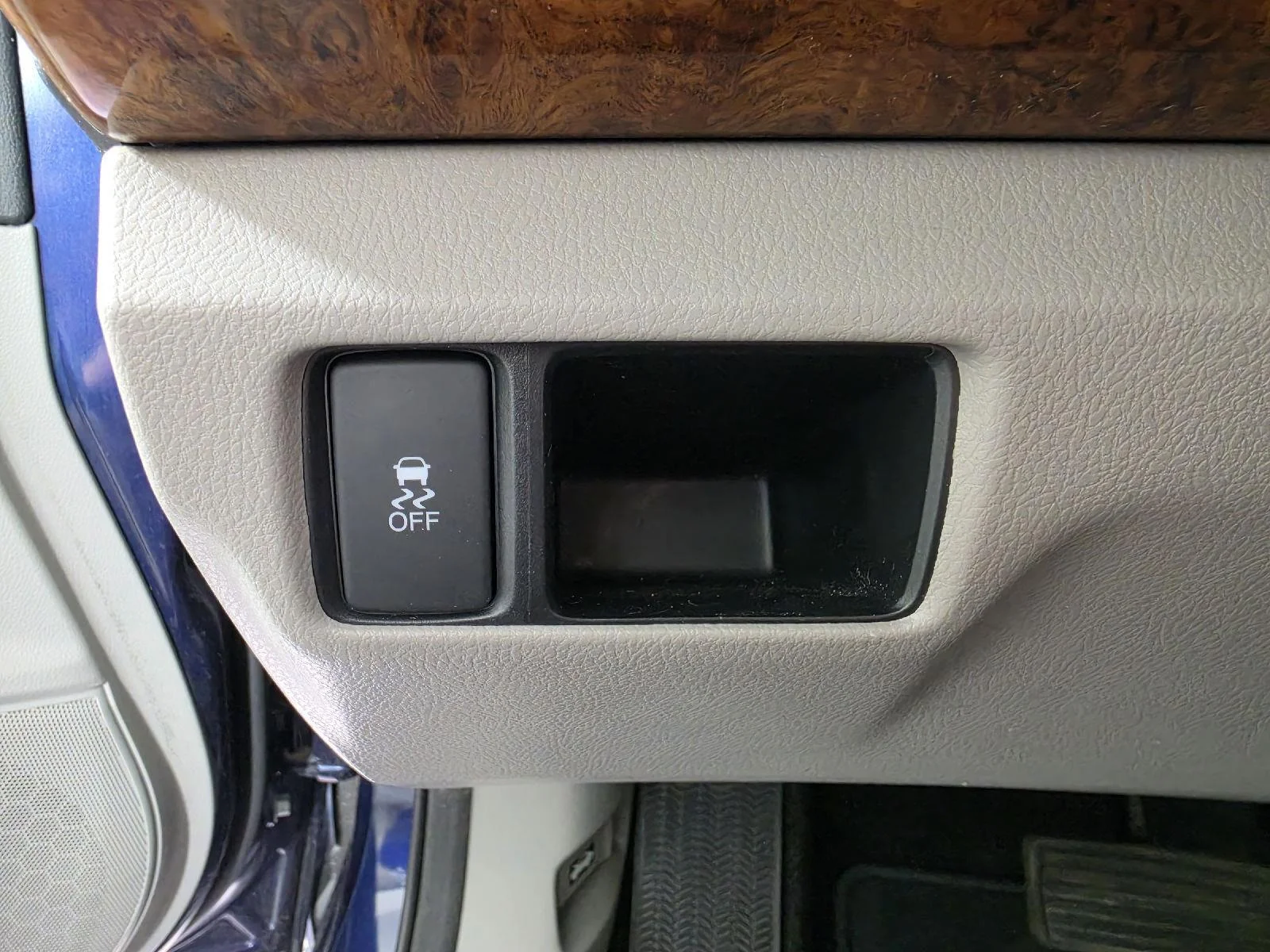 Used 2012 Celestial Blue Metallic Honda EX image 16
