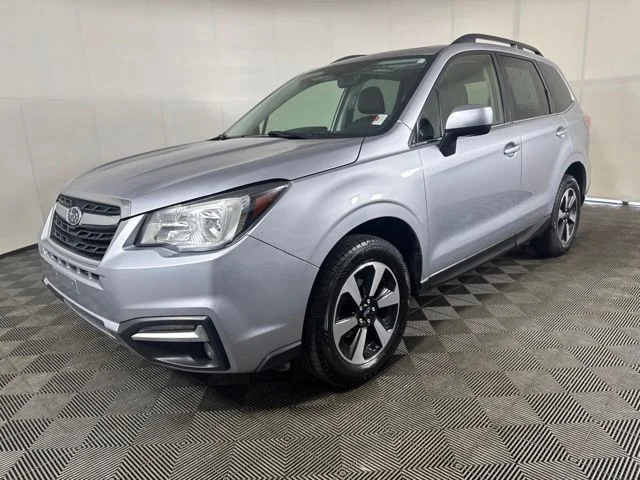 Used 2017 Ice Silver Metallic Subaru 2.5i Limited image 8