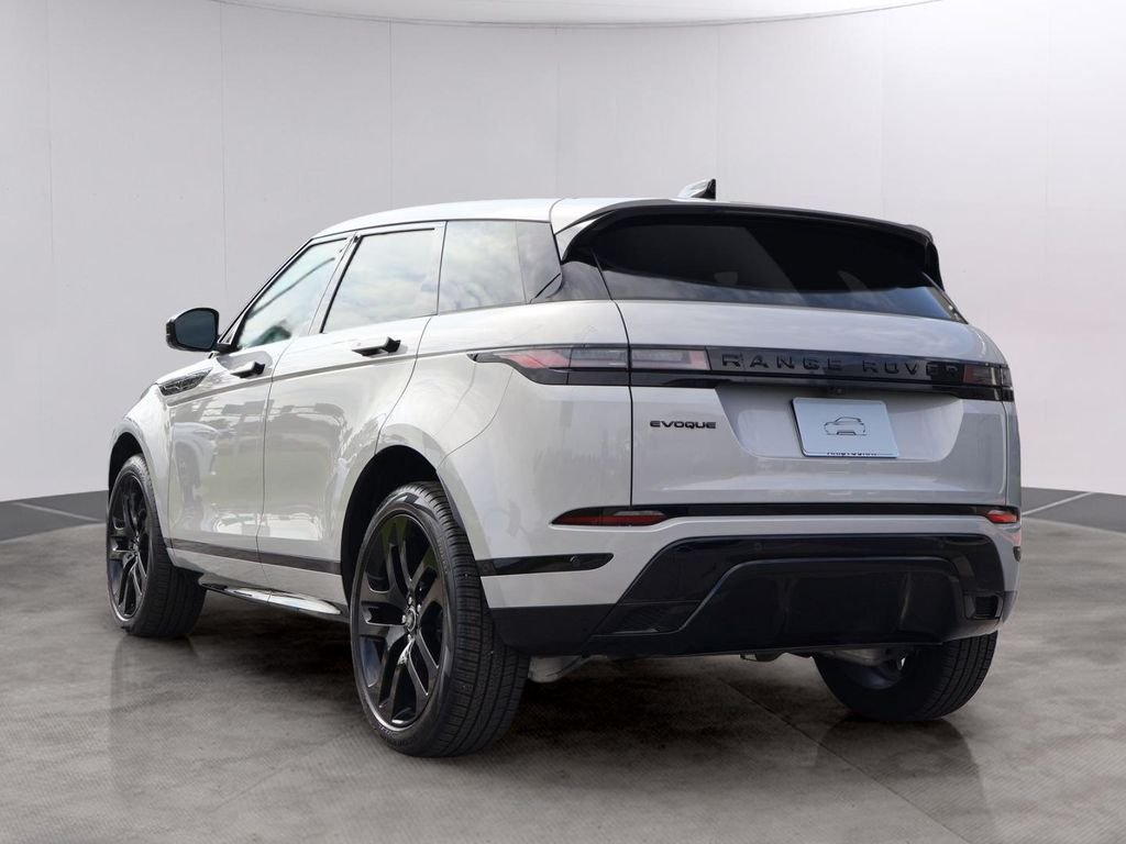 New 2026 Seoul Pearl Silver Land Rover Dynamic image 5