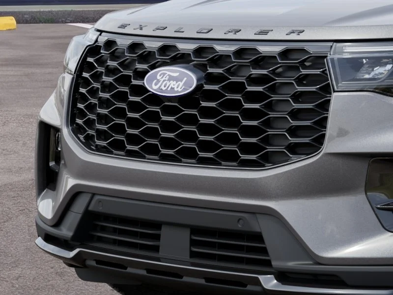 New 2027 Carbonized Gray Metallic Ford ST-Line image 17