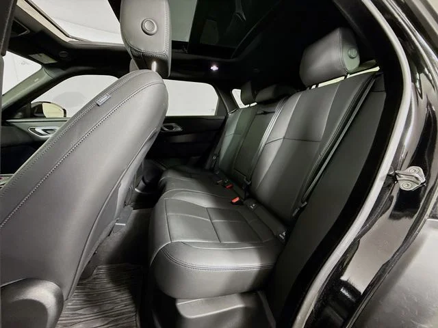 Used 2026 Black Land Rover Dynamic SE image 24
