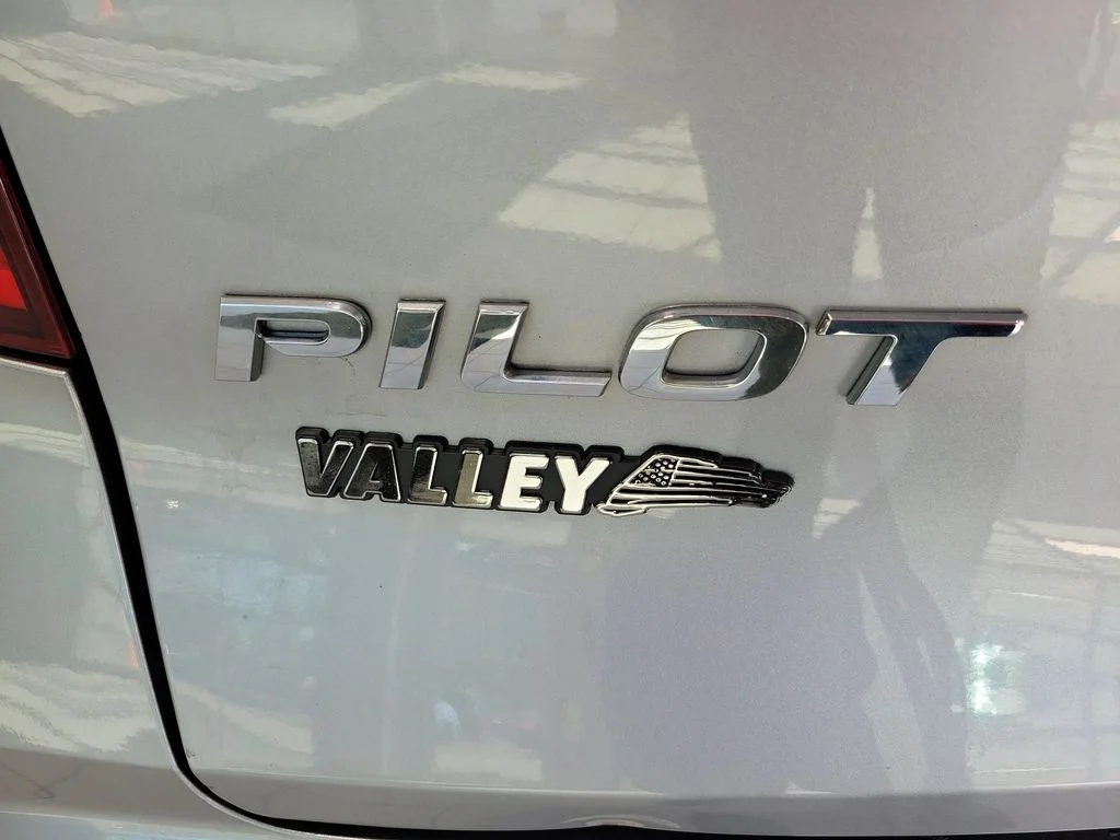 Used 2019  Honda EX-L image 12