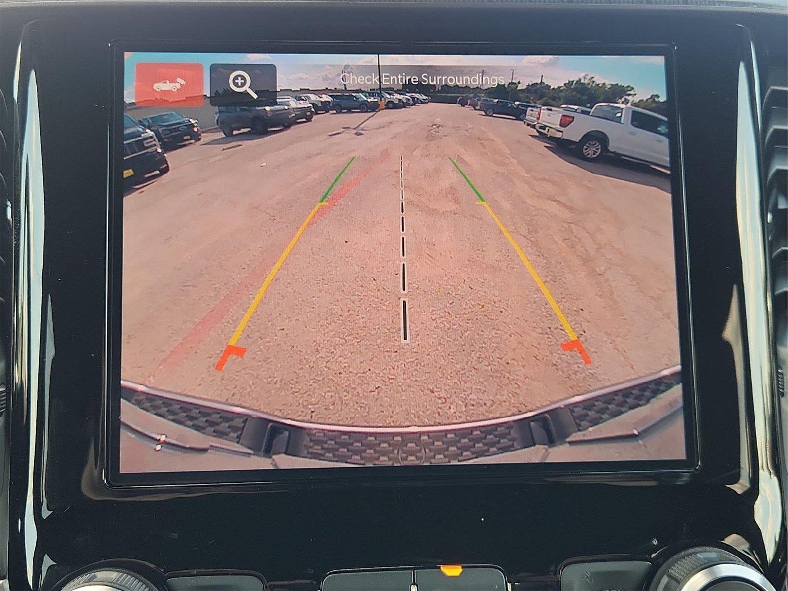 2025 Ram 1500 photo 14 of 32