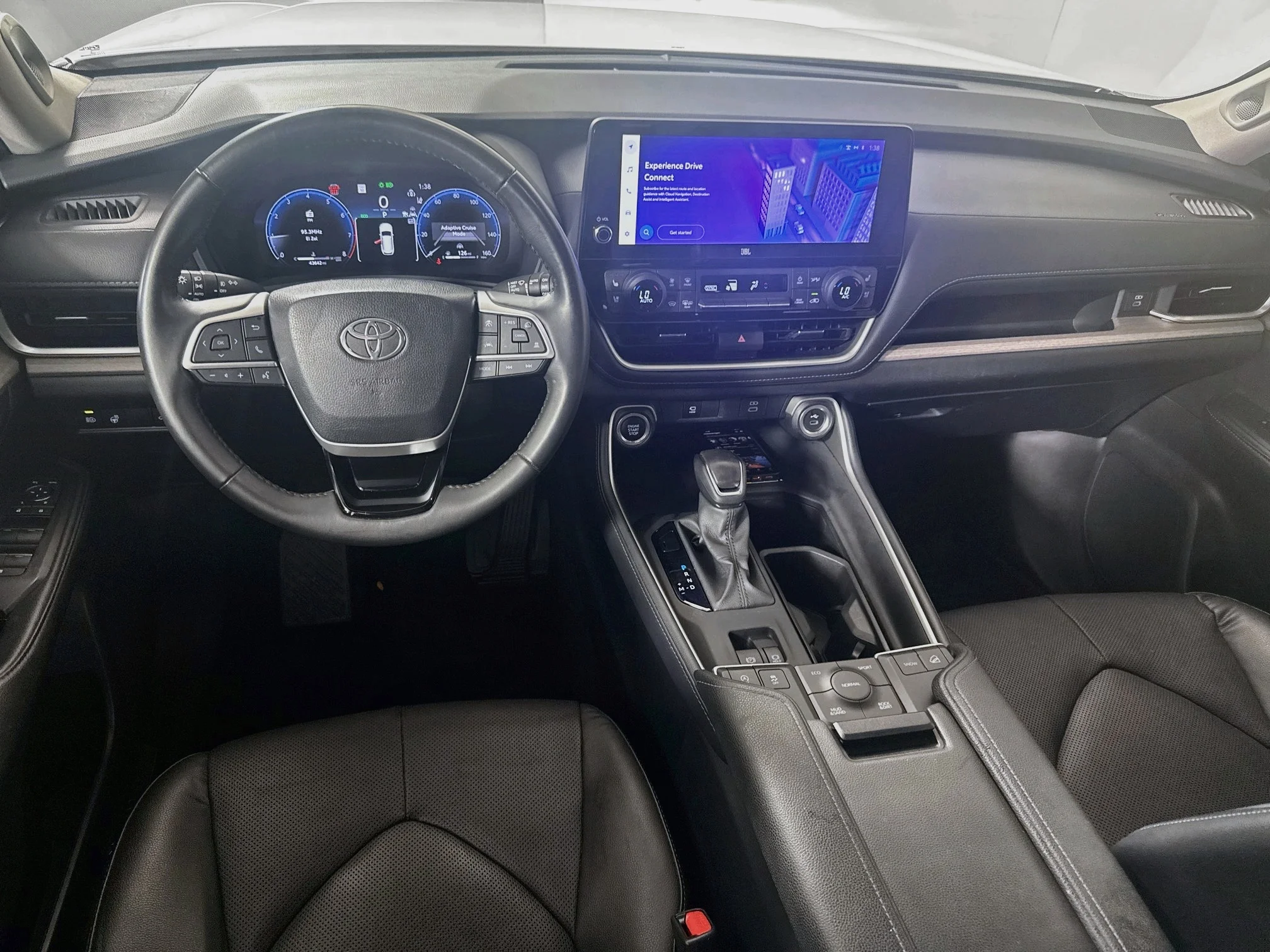 Certified Used 2024 Wind Chill Pearl Toyota Limited image 24