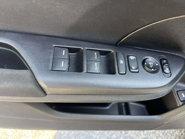 Certified Used 2020 White Honda Si image 17