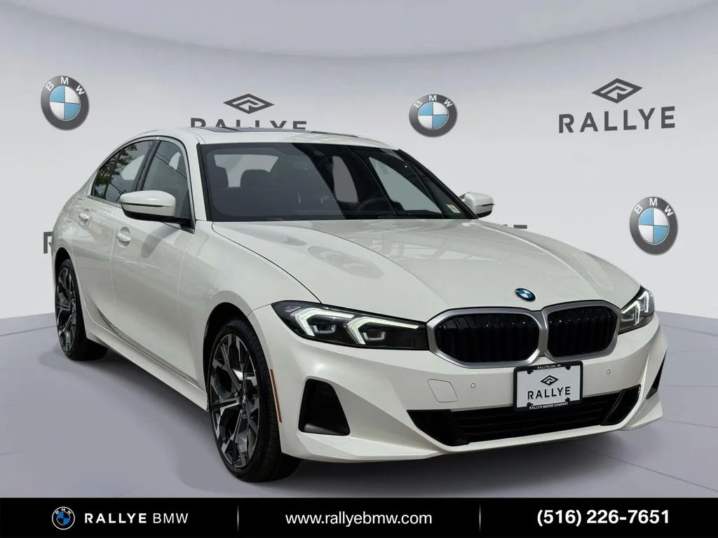 2025 BMW 3 Series 330i xDrive Sedan's photo