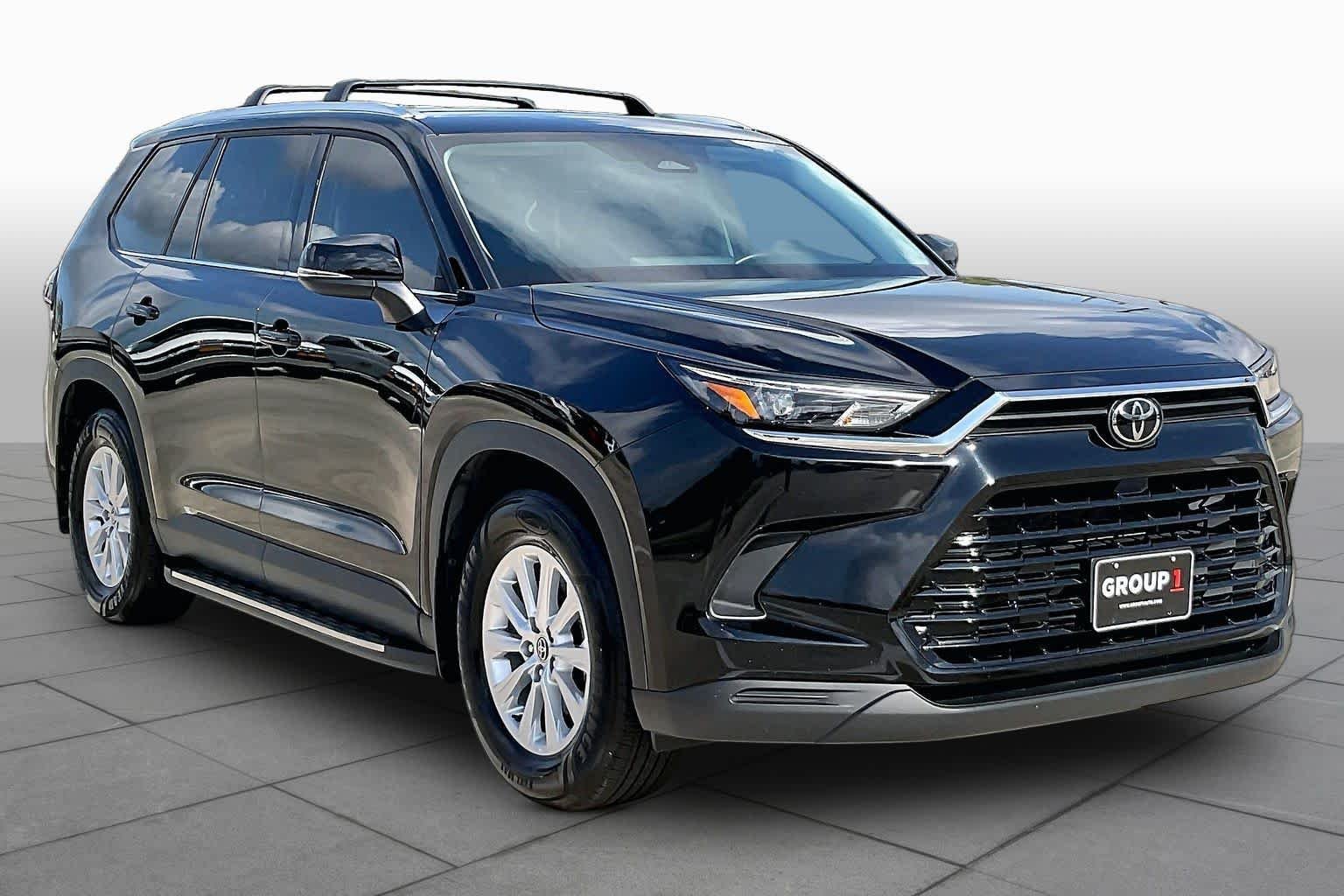 Used 2026 Midnight Black Metallic Toyota XLE image 3