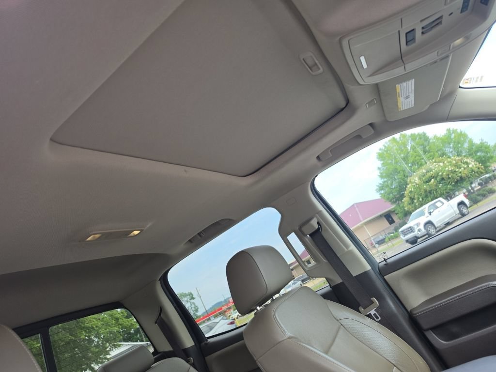 Used 2018 CARDINAL RED GMC SLT image 33