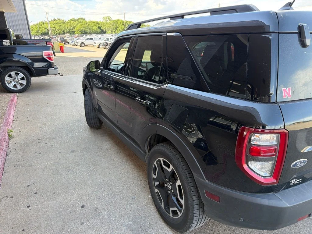Used 2021 Black Ford Outer Banks image 7