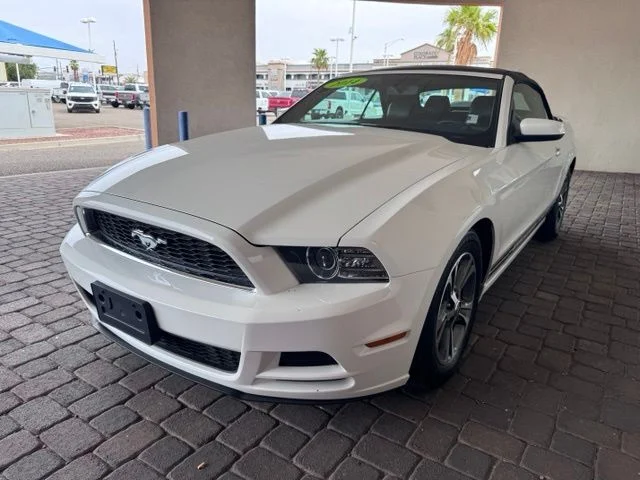 2014 Ford Mustang V6 Premium - Photo 1
